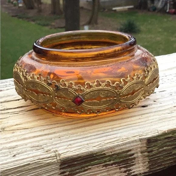 Antique Victorian ornate amber glass vanity jar - Picture 13 of 14
